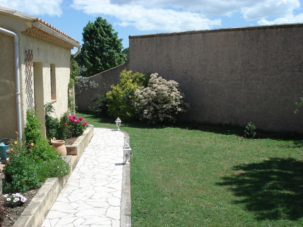 B&B L'Oustalet De Sylvie Villeneuve-lès-Avignon Exteriör bild